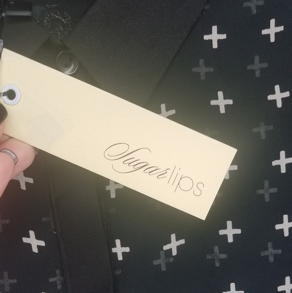 NWT Nordstrom Rack Chiffon Cross Print Top Size S - Picture 6 of 8